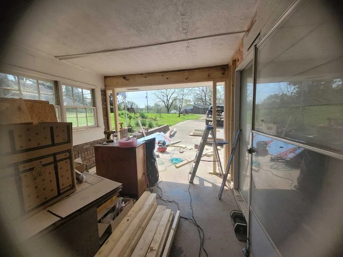 Air movers and dehumidifier for Water Mitigation Services in Gary